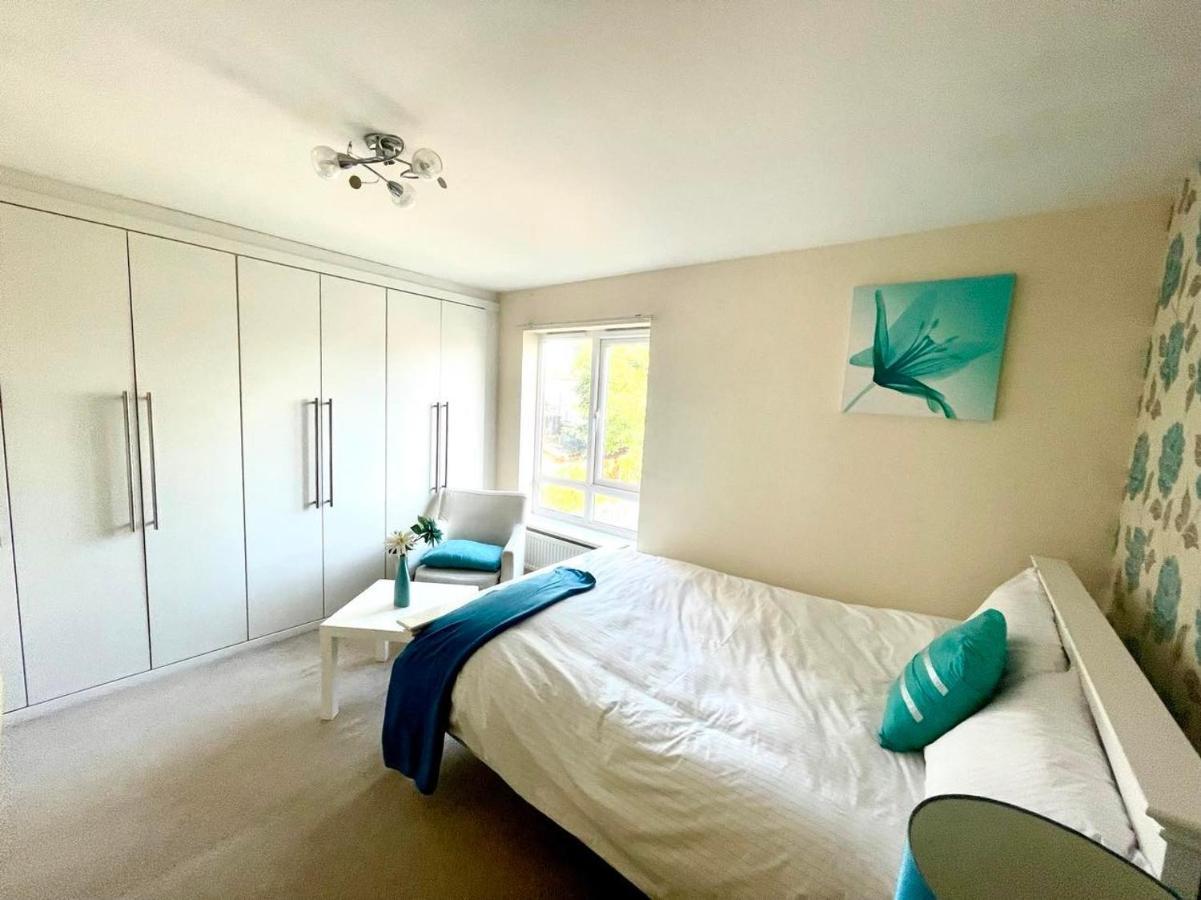 Lakeside Stylish 3 Bedroom House Grays 外观 照片